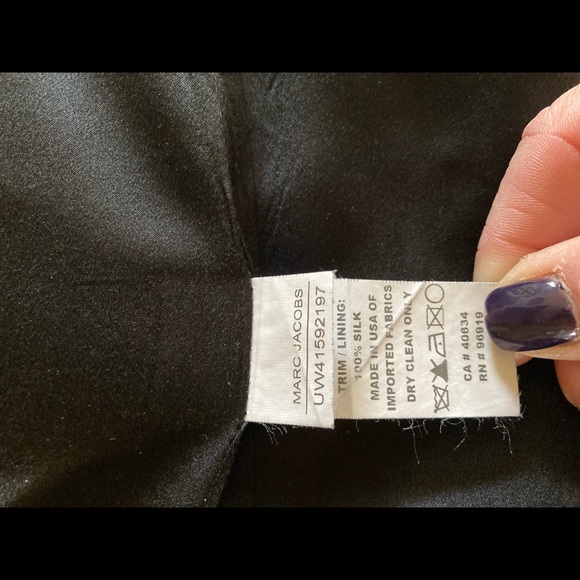 ▪️MARC JACOBS Black Pleated Skirt with Silk trim and accents - Picture 11 of 16